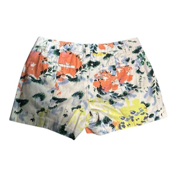 GAP White Floral Shorts Size 00 - Picture 2 of 3